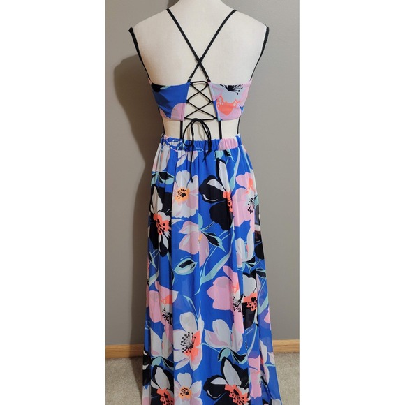 Express Floral Strappy Open Back Maxi Dress - Picture 2 of 7